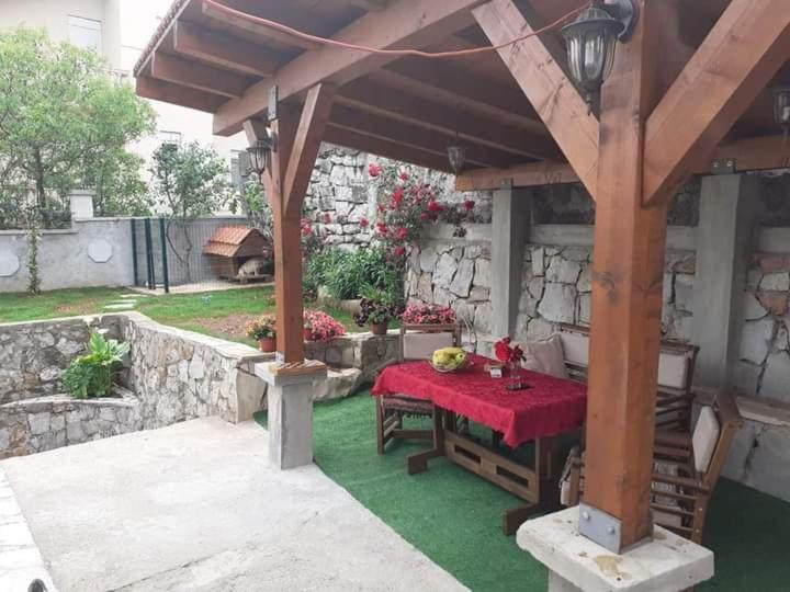 Hotel Mini Garsonjera Podgorica Zewnętrze zdjęcie